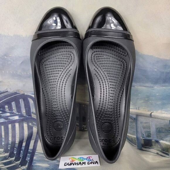 Crocs Flats Women's 6  - Picture 10 of 12